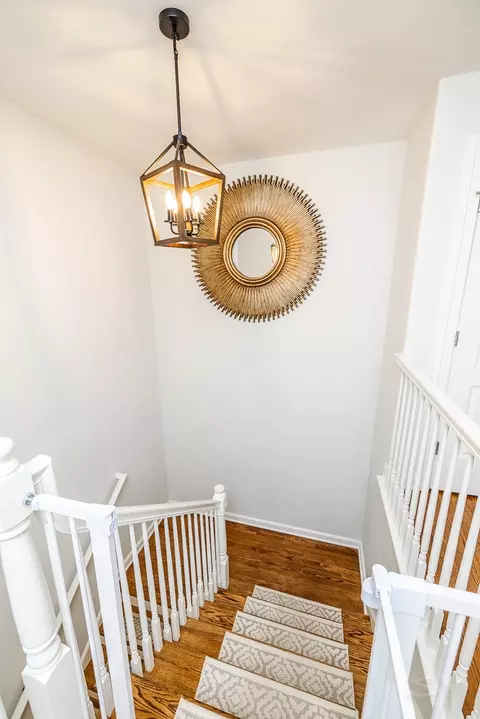 Entry Way - 529 E Armitage Ave, Addison, IL 60101 photo 3 of 5