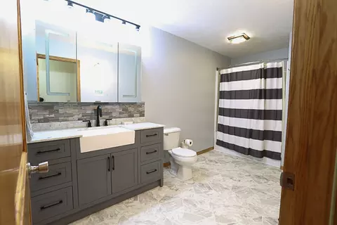 Bath - 1812 Park West Dr, Normal, IL 61761 photo 1 of 2