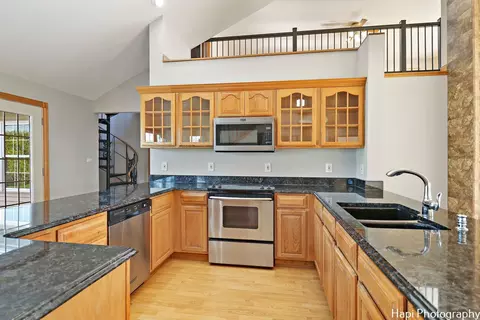 1508 W Pine St, Holiday Hills, IL 60051 photo 10