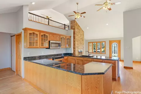 1508 W Pine St, Holiday Hills, IL 60051 photo 9