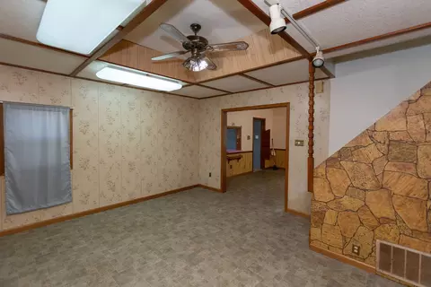 416 Eureka Ave, Eureka, IL 61530 photo 10