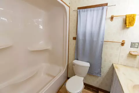 416 Eureka Ave, Eureka, IL 61530 photo 14