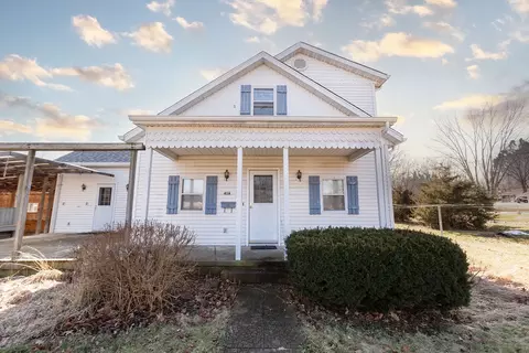 416 Eureka Ave, Eureka, IL 61530