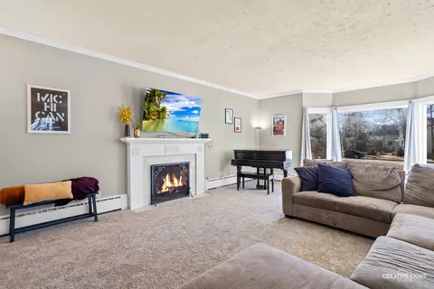 809 Douglas Ave, Elgin, IL 60120 photo 7