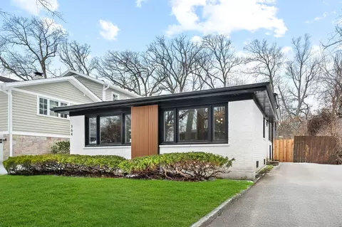364 Barberry Rd, Highland Park, IL 60035