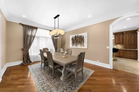 3888 Maple Ave, Northbrook, IL 60062 photo 7