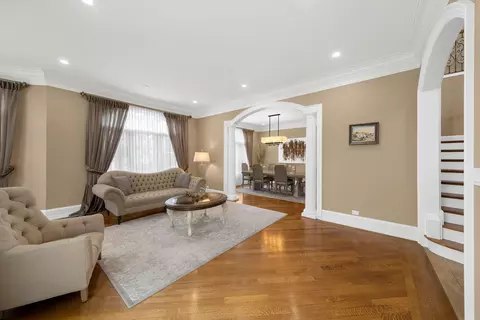 3888 Maple Ave, Northbrook, IL 60062 photo 5