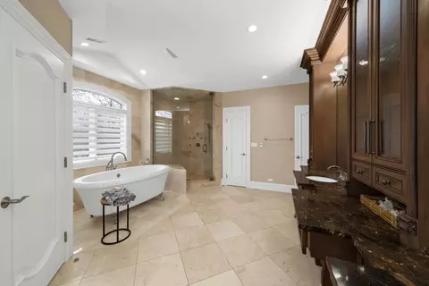 3888 Maple Ave, Northbrook, IL 60062 photo 38