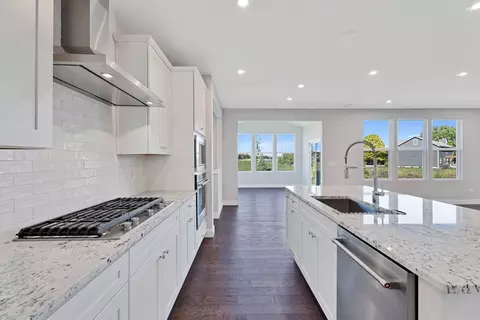 Kitchen - 3161 Anthony St, Aurora, IL 60503 photo 2 of 3