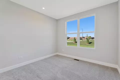 Bedroom - 3161 Anthony St, Aurora, IL 60503 photo 1 of 3