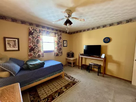 Bedroom - 12 Thomas Dr, Normal, IL 61761 photo 5 of 12