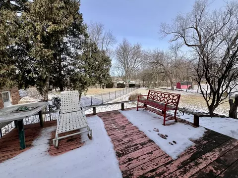 Exterior - 12 Thomas Dr, Normal, IL 61761 photo 5 of 9