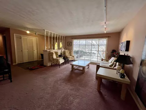 Living - 12 Thomas Dr, Normal, IL 61761 photo 5 of 10