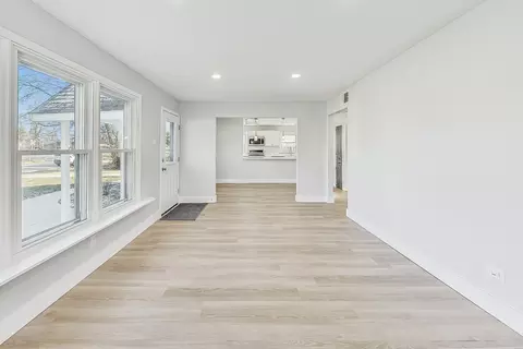 Living - 1845 Pratt Ave, Des Plaines, IL 60018 photo 3 of 3