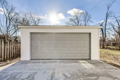 Exterior - 1845 Pratt Ave, Des Plaines, IL 60018 photo 5 of 5