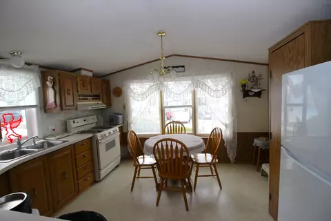 605 Pine St #107, Normal, IL 61761 photo 4