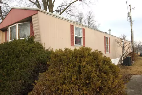 605 Pine St #107, Normal, IL 61761