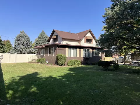 1920 Chartres St, Lasalle, IL 61301