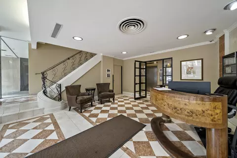 Entry Way - 33 E Cedar St #19E, Chicago, IL 60611 photo 1 of 1