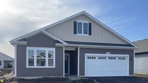 889 Mesa Ln, Pingree Grove, IL 60140