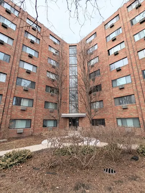 8503 W Catherine Ave #427-4, Chicago, IL 60656