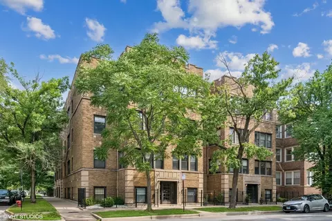 1524 W Addison St #G, Chicago, IL 60613