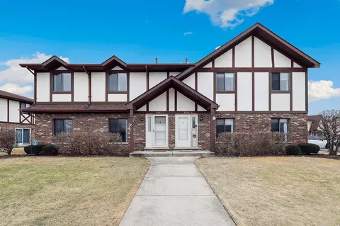 8525 162nd Pl #2, Tinley Park, IL 60487