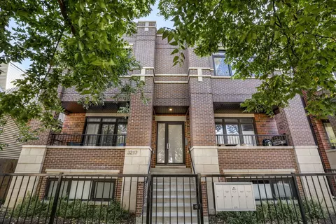 3217 N Troy St #2S, Chicago, IL 60618