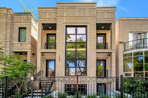 1809 N Wolcott Ave, Chicago, IL 60622