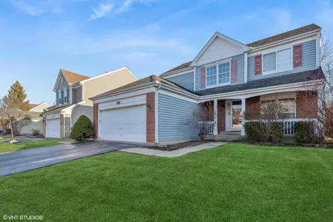 391 Sierra Pl, Gurnee, IL 60031