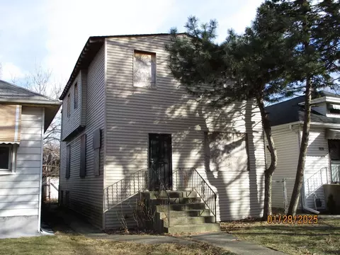 7829 S Oglesby Ave, Chicago, IL 60649