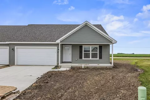 611 Jerin Ct, Fisher, IL 61843