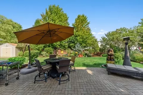 Exterior - 90 Willow Rd, Wheeling, IL 60090 photo 2 of 3