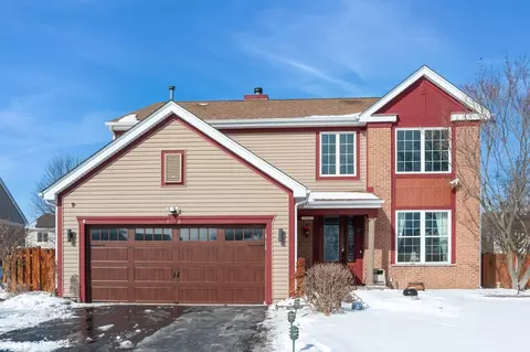 90 Willow Rd, Wheeling, IL 60090