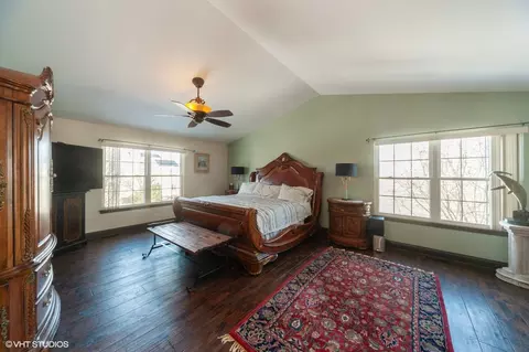 Bedroom - 90 Willow Rd, Wheeling, IL 60090 photo 1 of 4