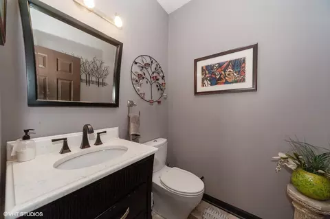 Bath - 90 Willow Rd, Wheeling, IL 60090 photo 3 of 4