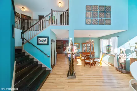 Entry Way - 90 Willow Rd, Wheeling, IL 60090 photo 2 of 2