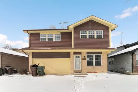 18222 Idlewild Dr, Country Club Hills, IL 60478