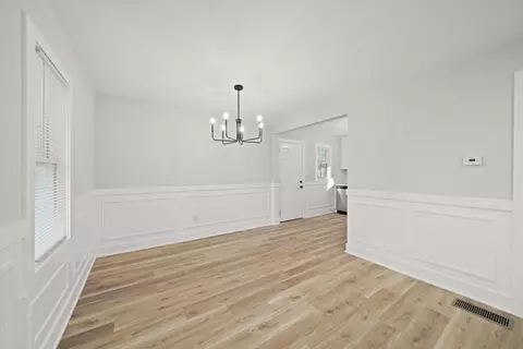 Dining - 112 E 2nd Ave, New Lenox, IL 60451 photo 2 of 2