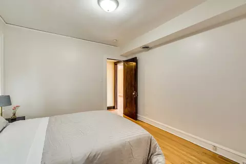 727 Dobson St, Evanston, IL 60202 photo 21