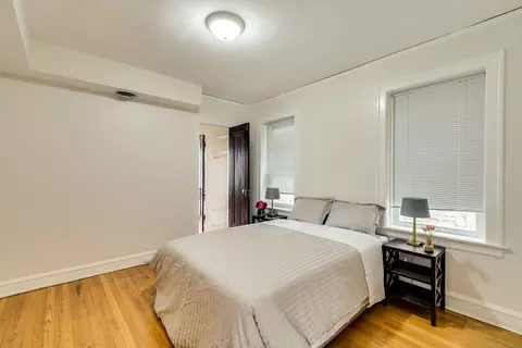 727 Dobson St, Evanston, IL 60202 photo 18