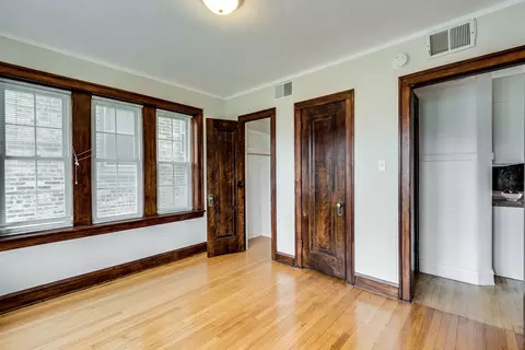 727 Dobson St, Evanston, IL 60202 photo 24