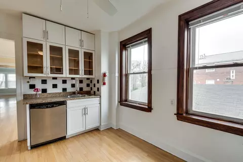 727 Dobson St, Evanston, IL 60202 photo 12