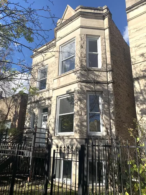 3234 W Hirsch St, Chicago, IL 60651