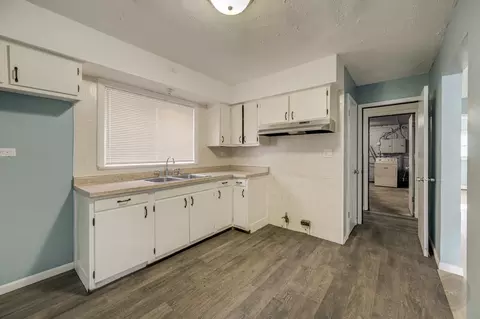 Kitchen - 7237 Park Ave, Summit, IL 60501 photo 1 of 3