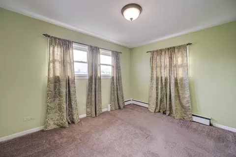 Bedroom - 7237 Park Ave, Summit, IL 60501 photo 5 of 6