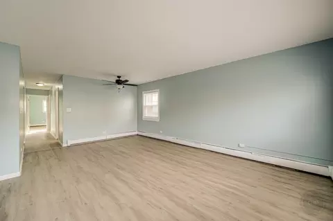 Living - 7237 Park Ave, Summit, IL 60501 photo 4 of 8