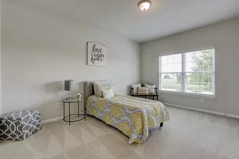 437 E Becker Pl, Sycamore, IL 60178 photo 14