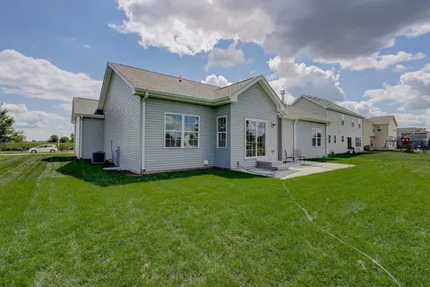 437 E Becker Pl, Sycamore, IL 60178 photo 26