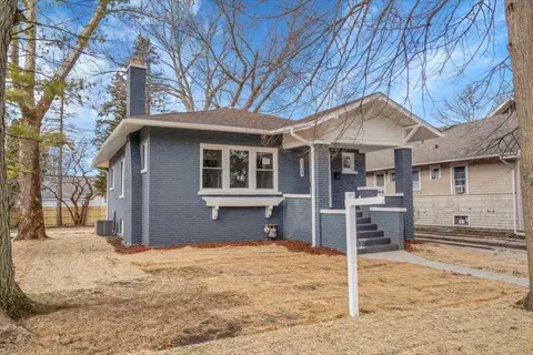 1308 Schilling Ave, Chicago Heights, IL 60411
